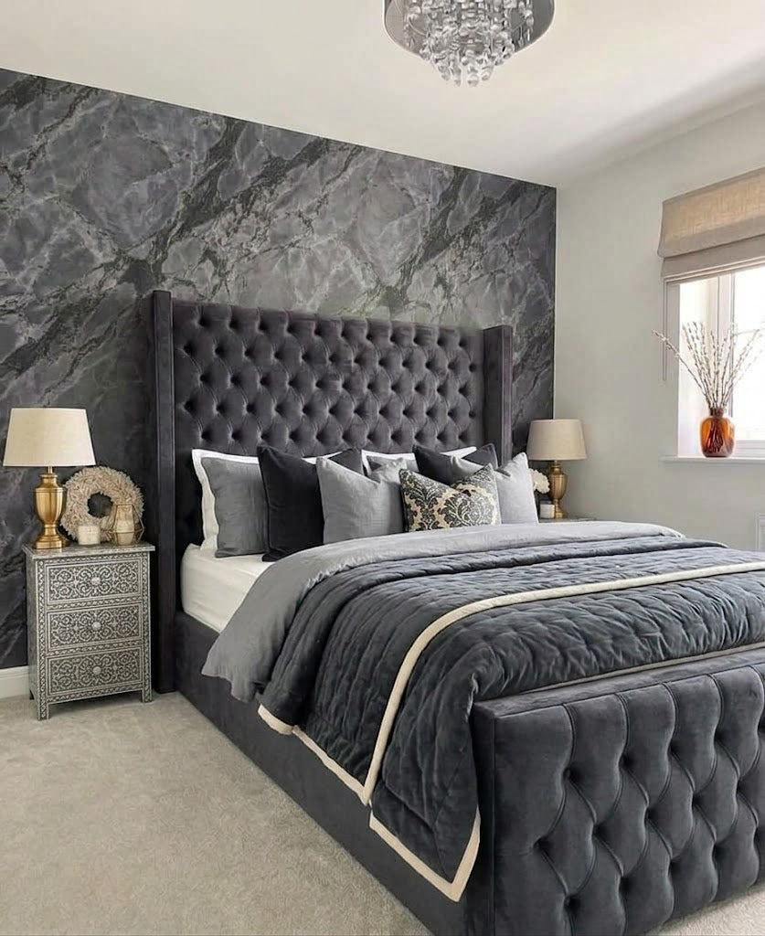 Emma The Chesterfield Wing-back Bed Double 4ft6